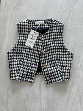 Classic Black & White Croptop or Vest